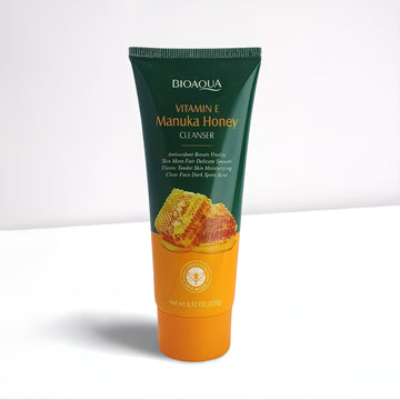 BIOAQUA Vitamin E Manuka Honey Cleanser